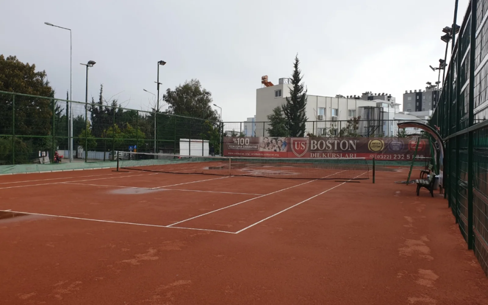 Çukurova Tenis Kortları ve Cafe tesis görünümü