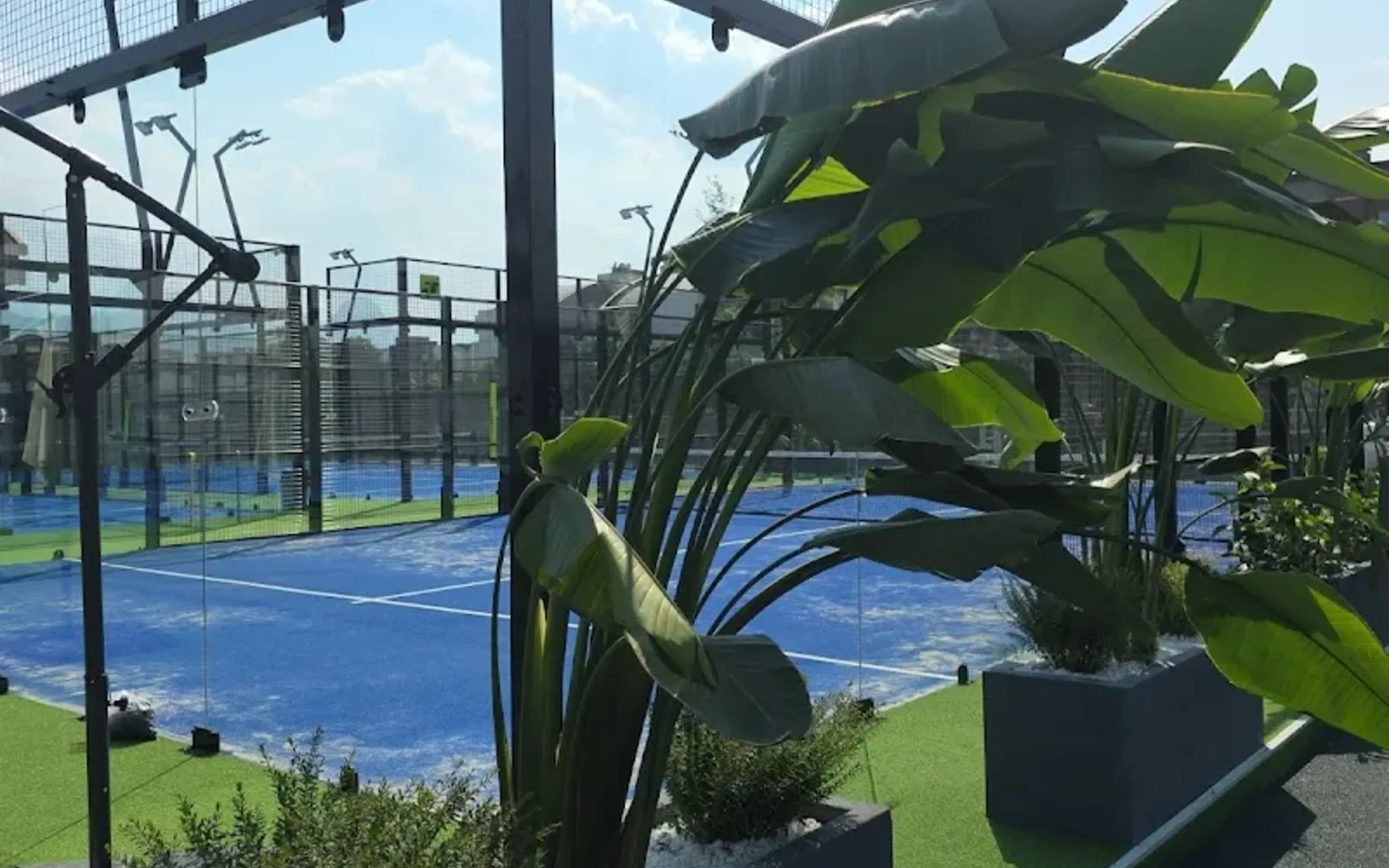 V7PADEL Antalya tesis görünümü