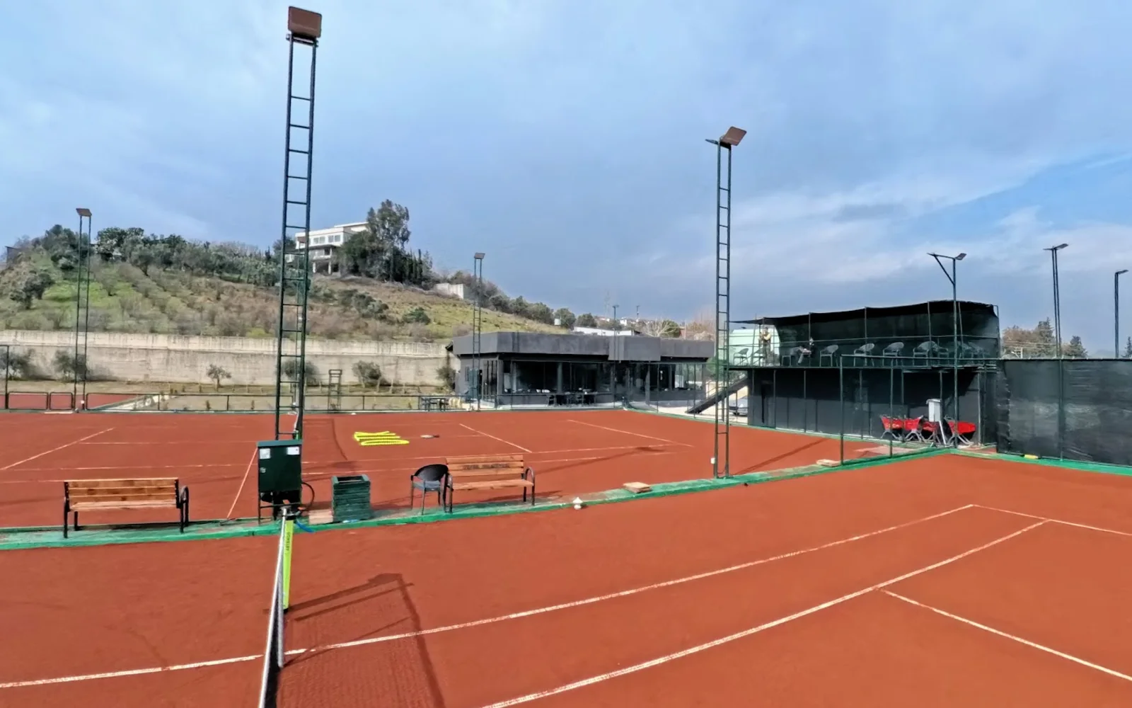 Defne Tenis Spor Kulübü tesis görünümü